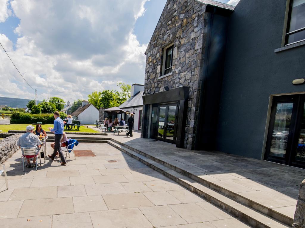 Burren Atlantic Hotel & Holiday Cottages バリーボーン エクステリア 写真