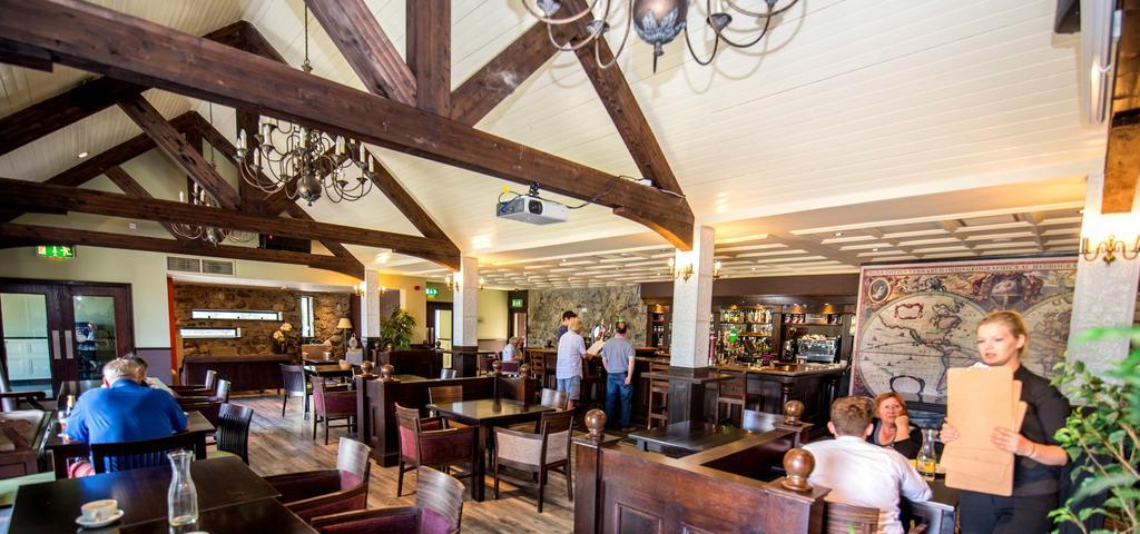 Burren Atlantic Hotel & Holiday Cottages バリーボーン エクステリア 写真